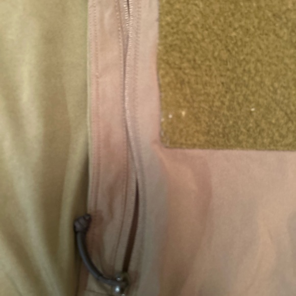 Arc'teryx LEAF Assault Forest Green Outerwear - Picture 5 of 9